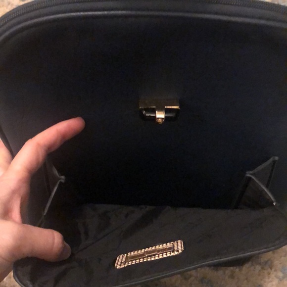 Vintage backpack by Victoria Leland designs. Navy. Signs of wear. See photos - Picture 3 of 5